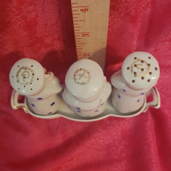 Vintage Baker Chef Salt/Pepper/Mustard Set with Tray - Picture 4 of 6